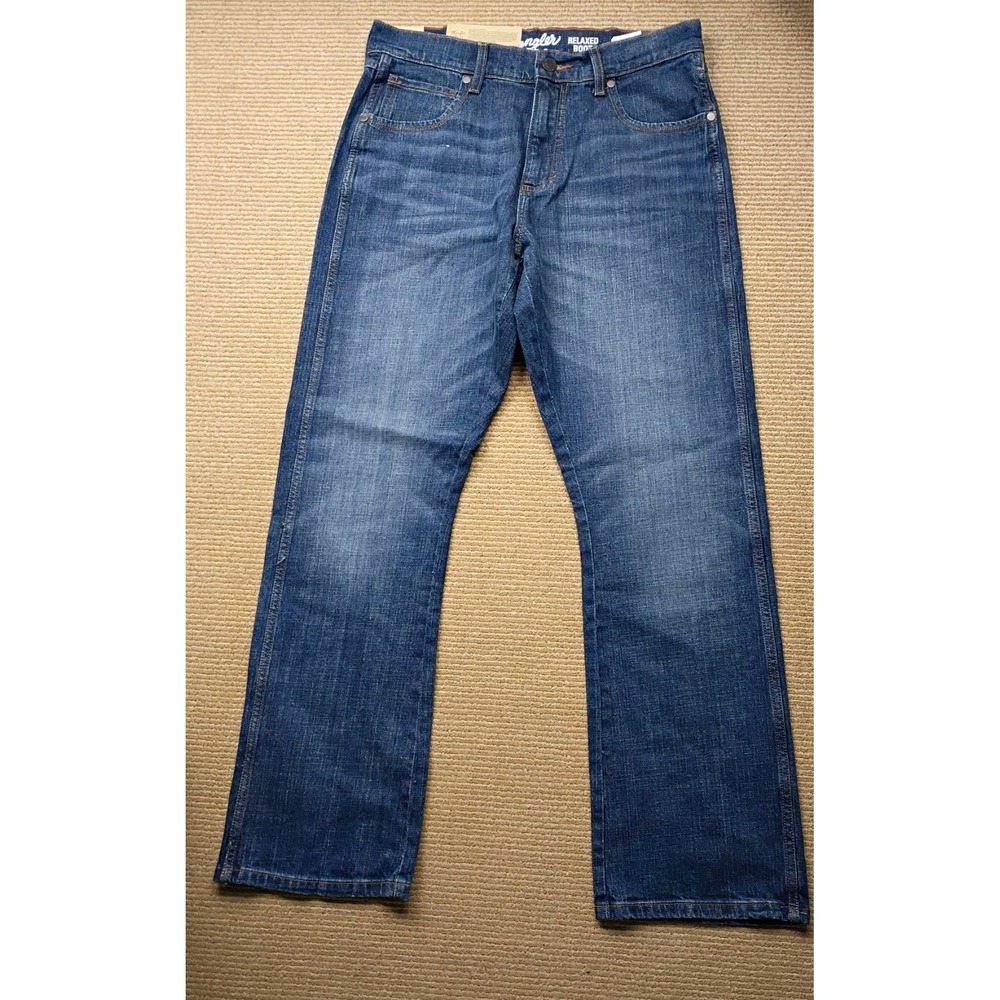 Wrangler Retro Relaxed Fit Bootcut Blue Jeans Men's 32x32 Jackson Hole NWT